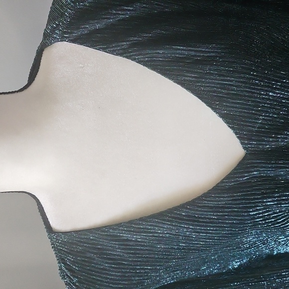 Maurices Green Sparkly Tiered Dress NWT - Picture 5 of 15